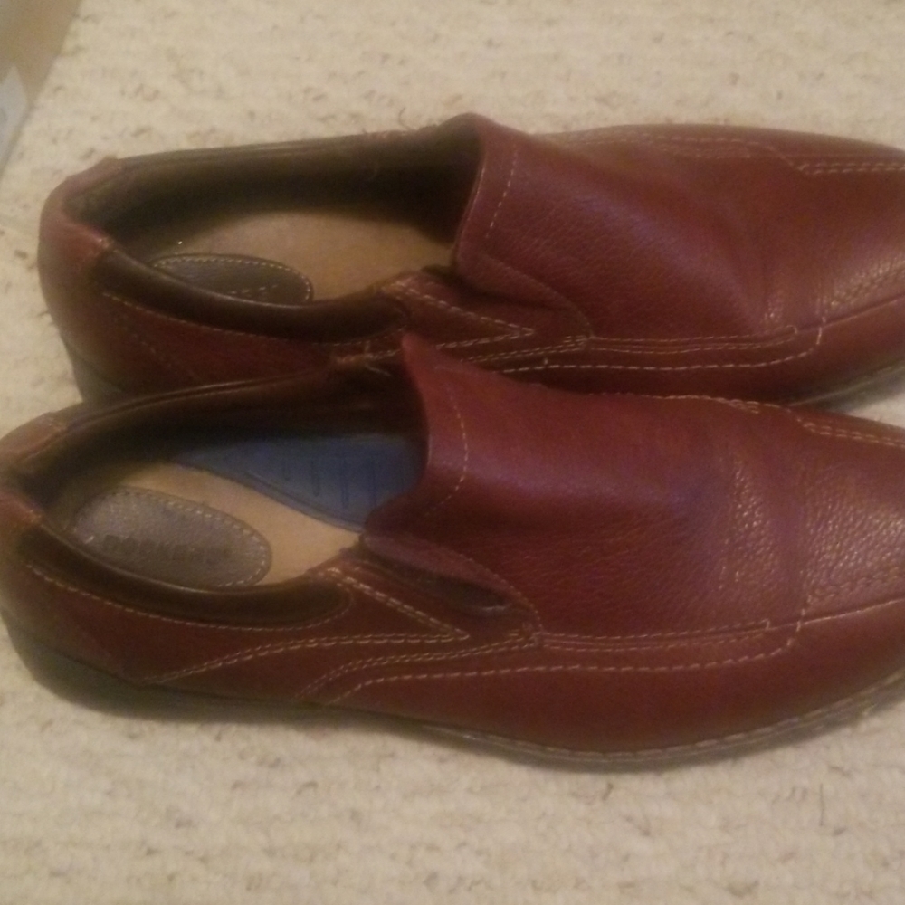Shoes - Picture 2 of 3